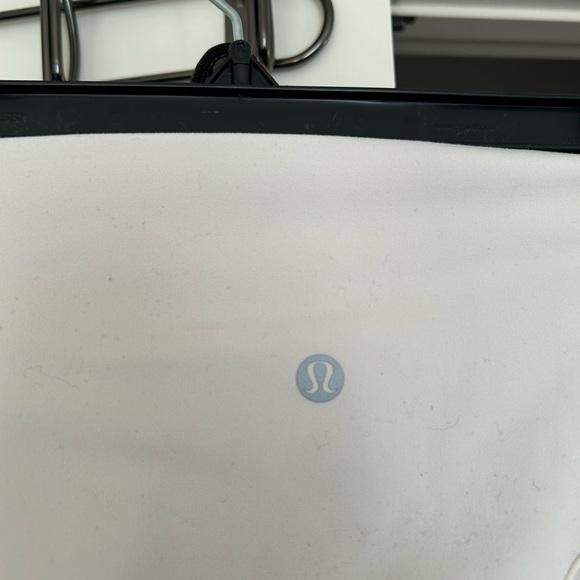 White Opal Lululemon Align High Rise 28’’ - Picture 3 of 4